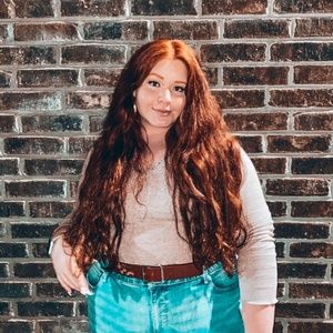 Meet your Posher, Julia